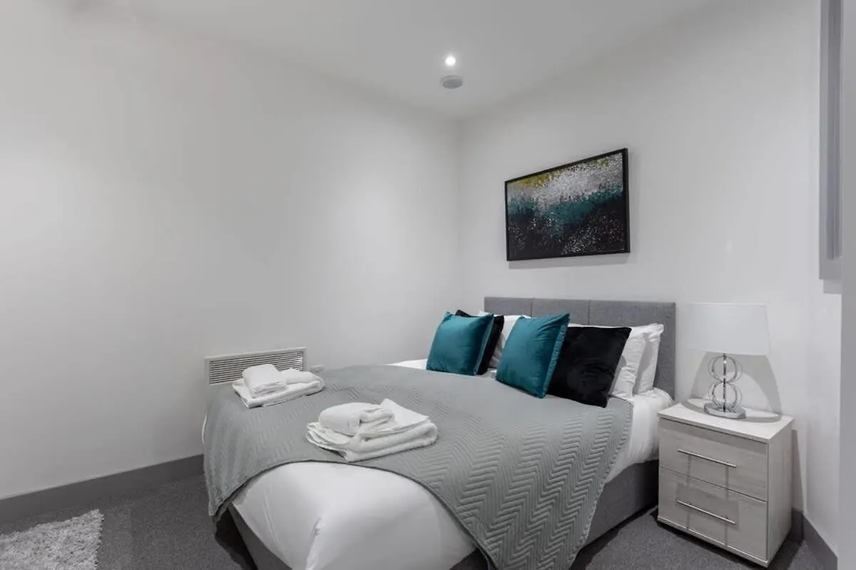 Cosy 1 Bed Apartment In Leeds 0*, Лидс Великобритания